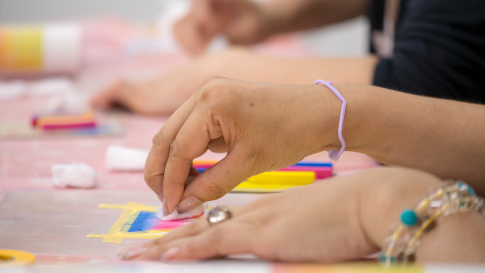 3色パステルアートとは