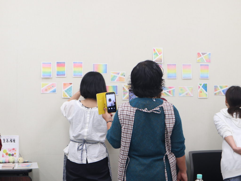 3色パステルアートインストラクター資格認定講座授業風景3